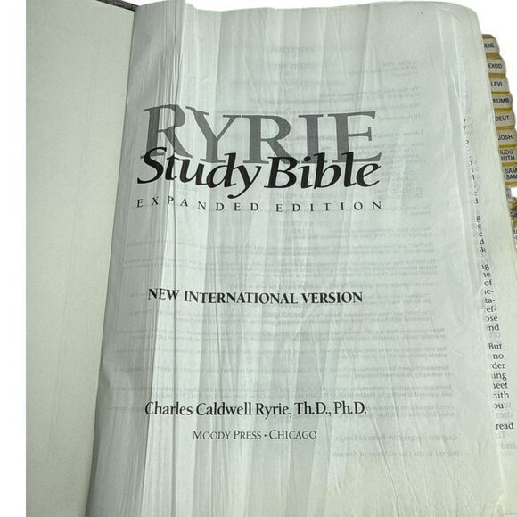 1994 Ryrie Study Bible KJV Black Bonded Leather Red Letter Edition Moody - Picture 3 of 10